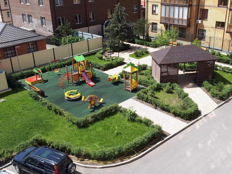 Сдам в аренду посуточно двухкомнатную квартиру 64 м.кв.